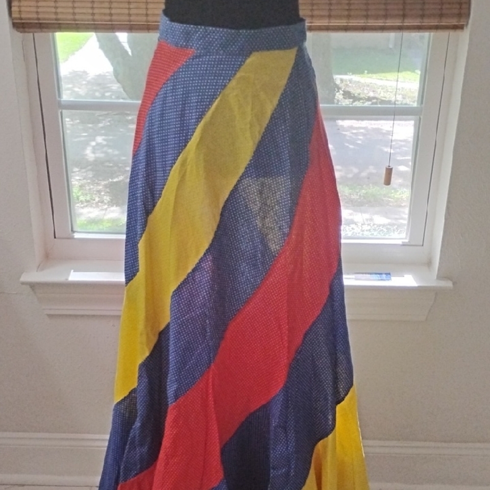 1970s Vintage Young Dimensions Saks Fifth Avenue Maxi Skirt! Excellent Condition